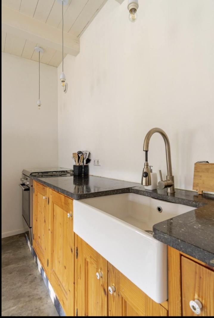 Gezellig En Knus Huisje Vlakbij Het Wad Holwerd Extérieur photo